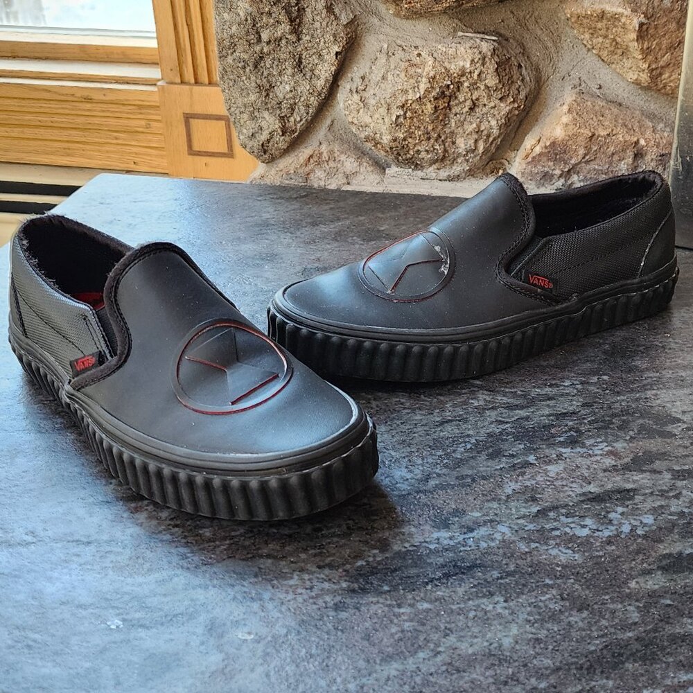 VANS Marvel Black Widow Classic Slip On Sneakers Size 6.5 Women